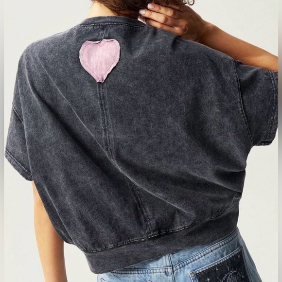 Women's Heart Ruffle Top - Picture 6 of 10